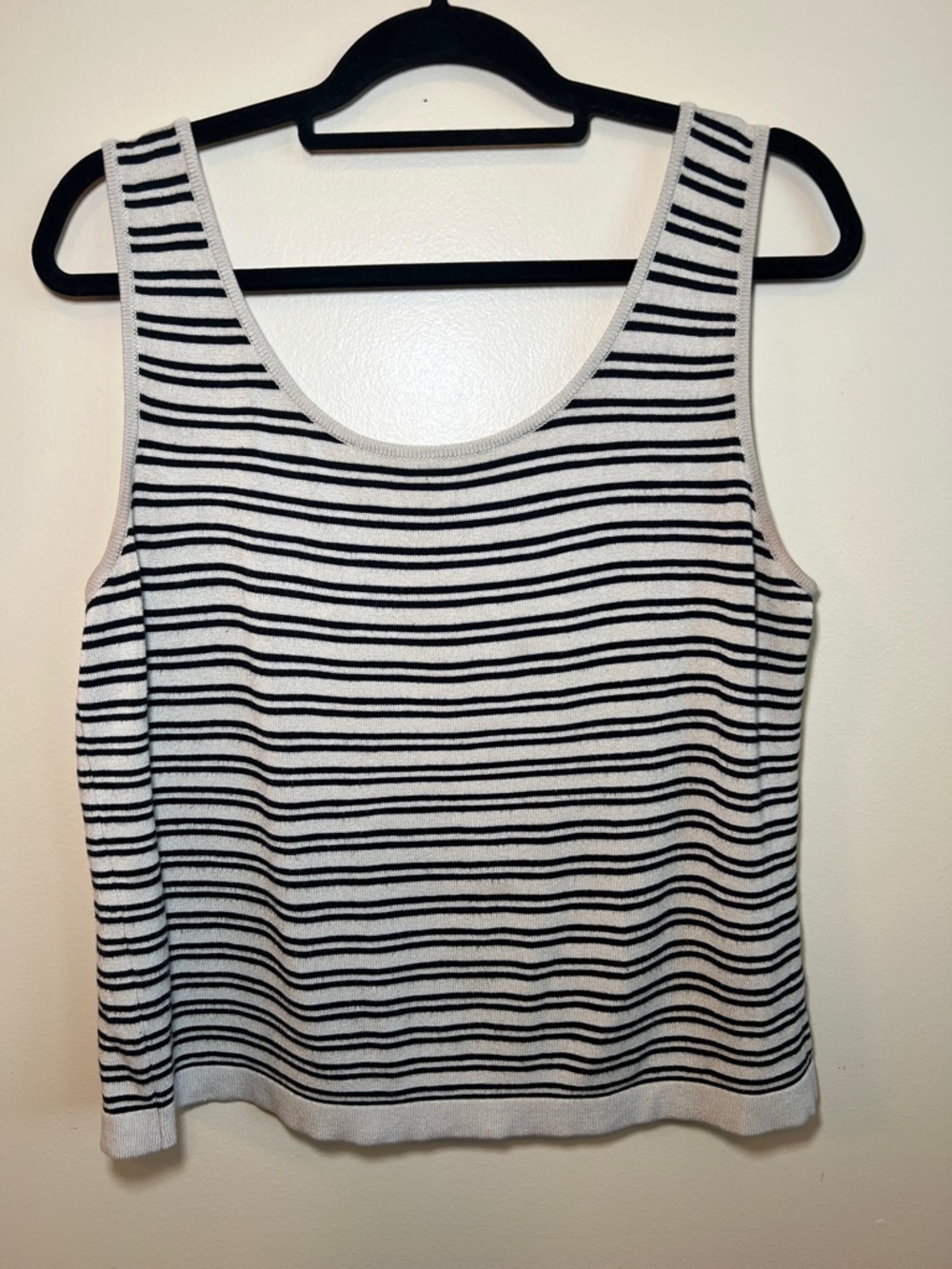Linda Allard Ellen Tracy Striped Knit Tank Top White Black Size Large